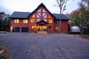 One of a Kind Luxury Chalet in Laurentians!! Mille-Isles